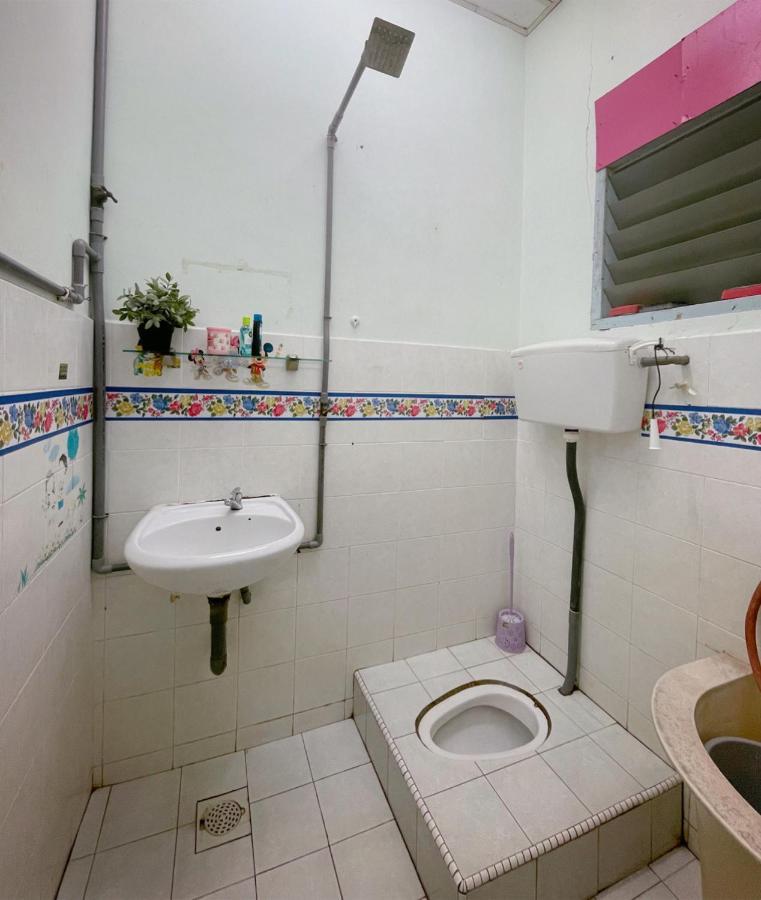 Homestaymuslim Di Teluk Intan Dış mekan fotoğraf